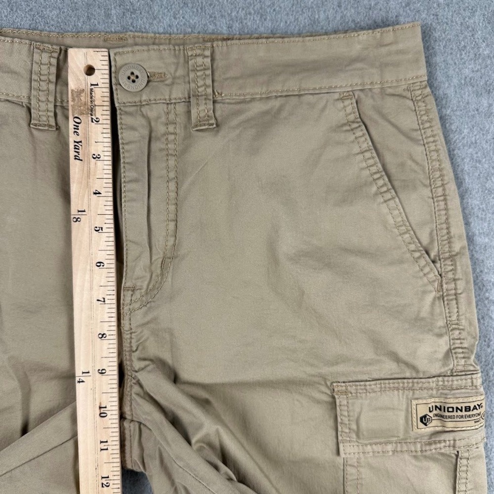 Unionbay Mens Cargo Shorts Khaki Tan Size 30 Stretch Cotton Utility Outdoor - Picture 7 of 9